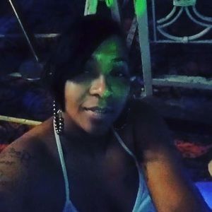 Meet your Posher, Angie